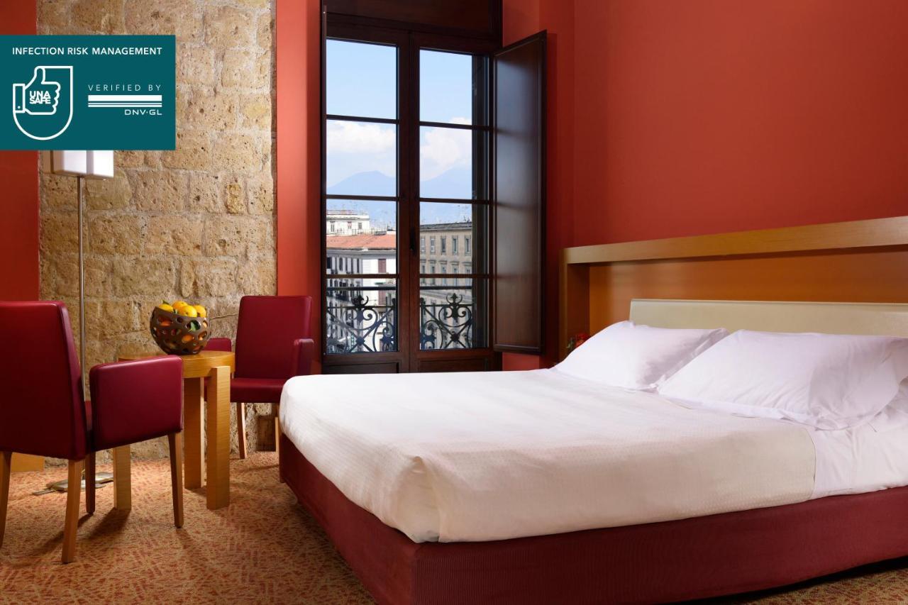 Una Hotels Napoli Esterno foto