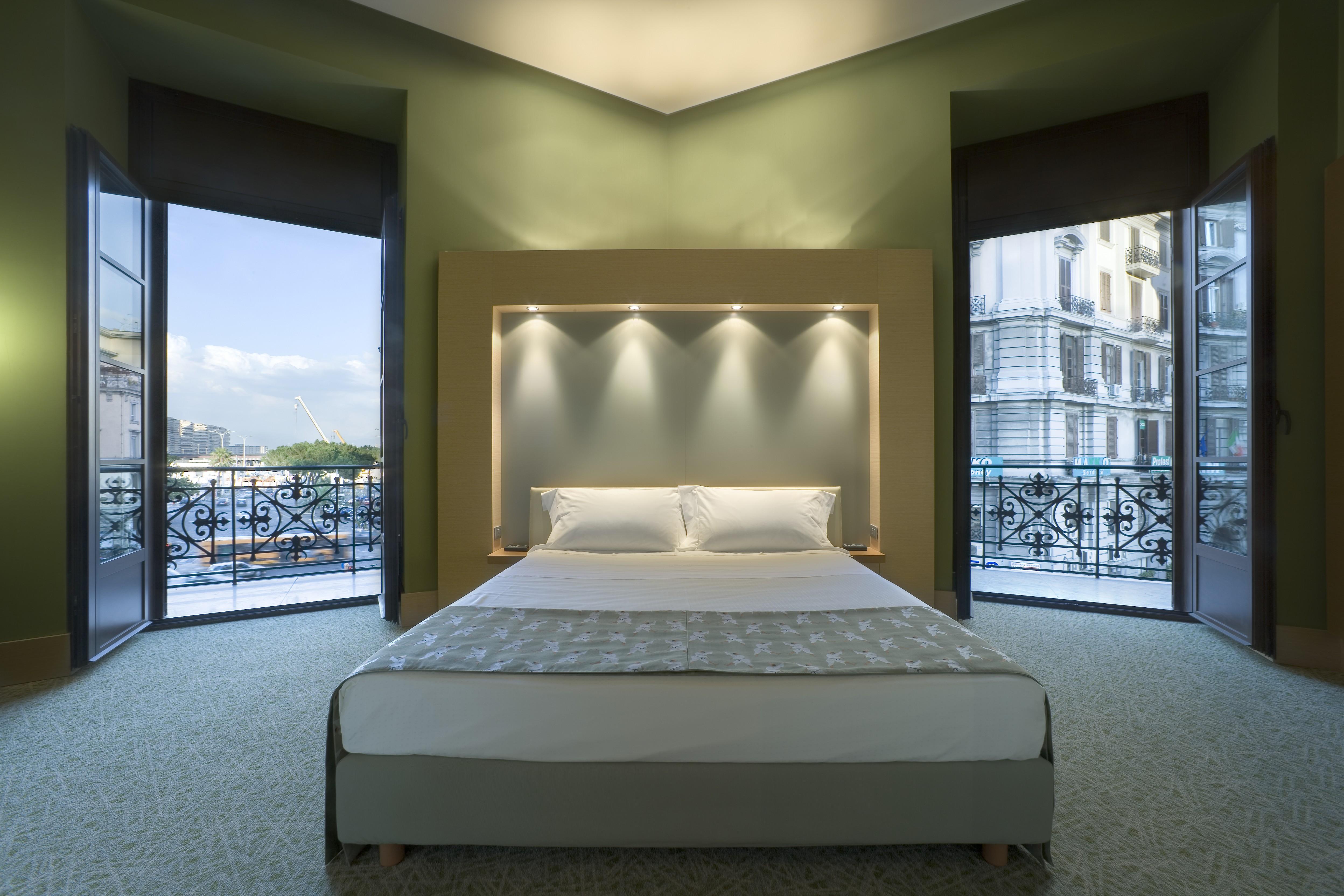 Una Hotels Napoli Esterno foto