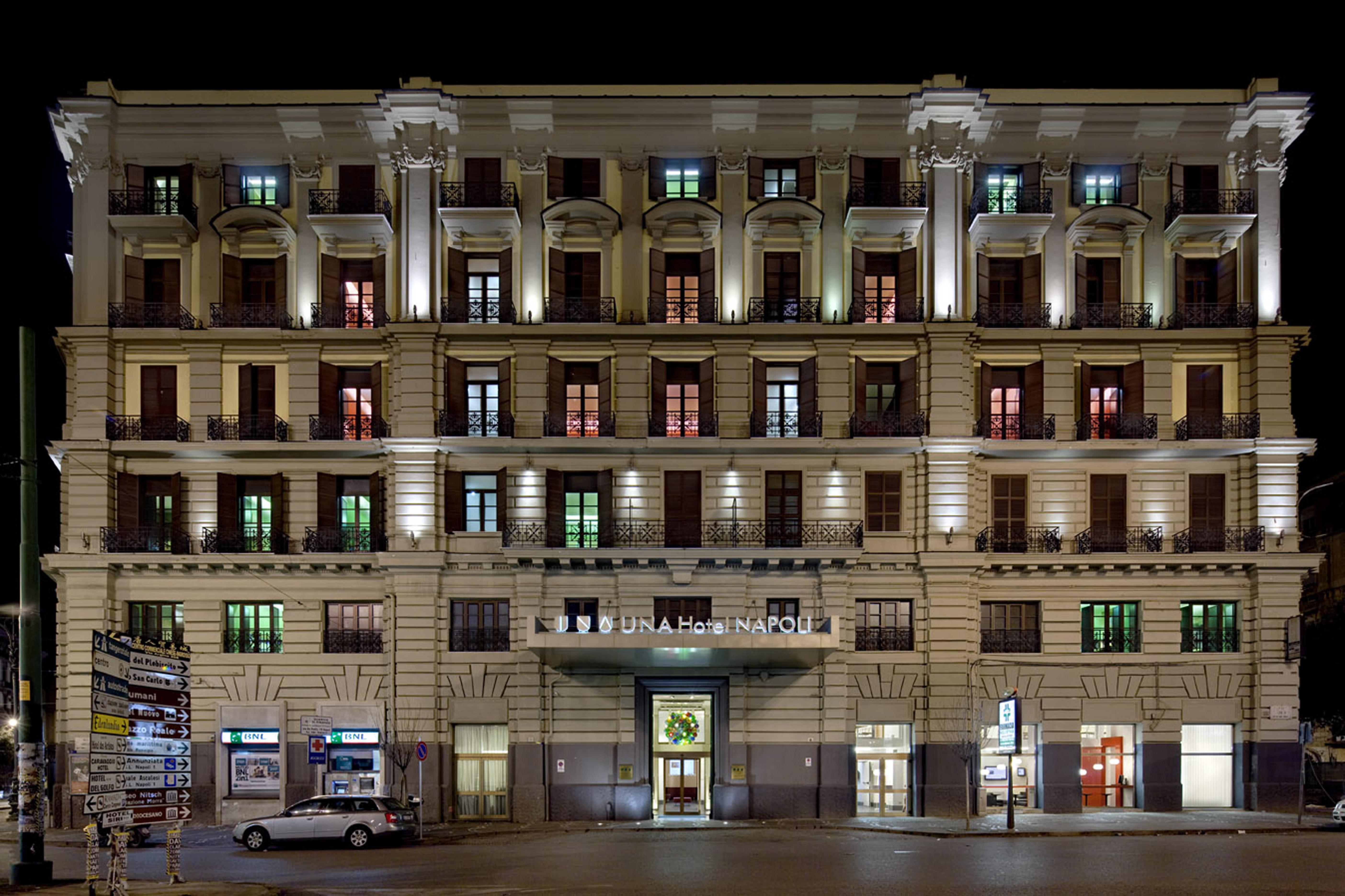 Una Hotels Napoli Esterno foto