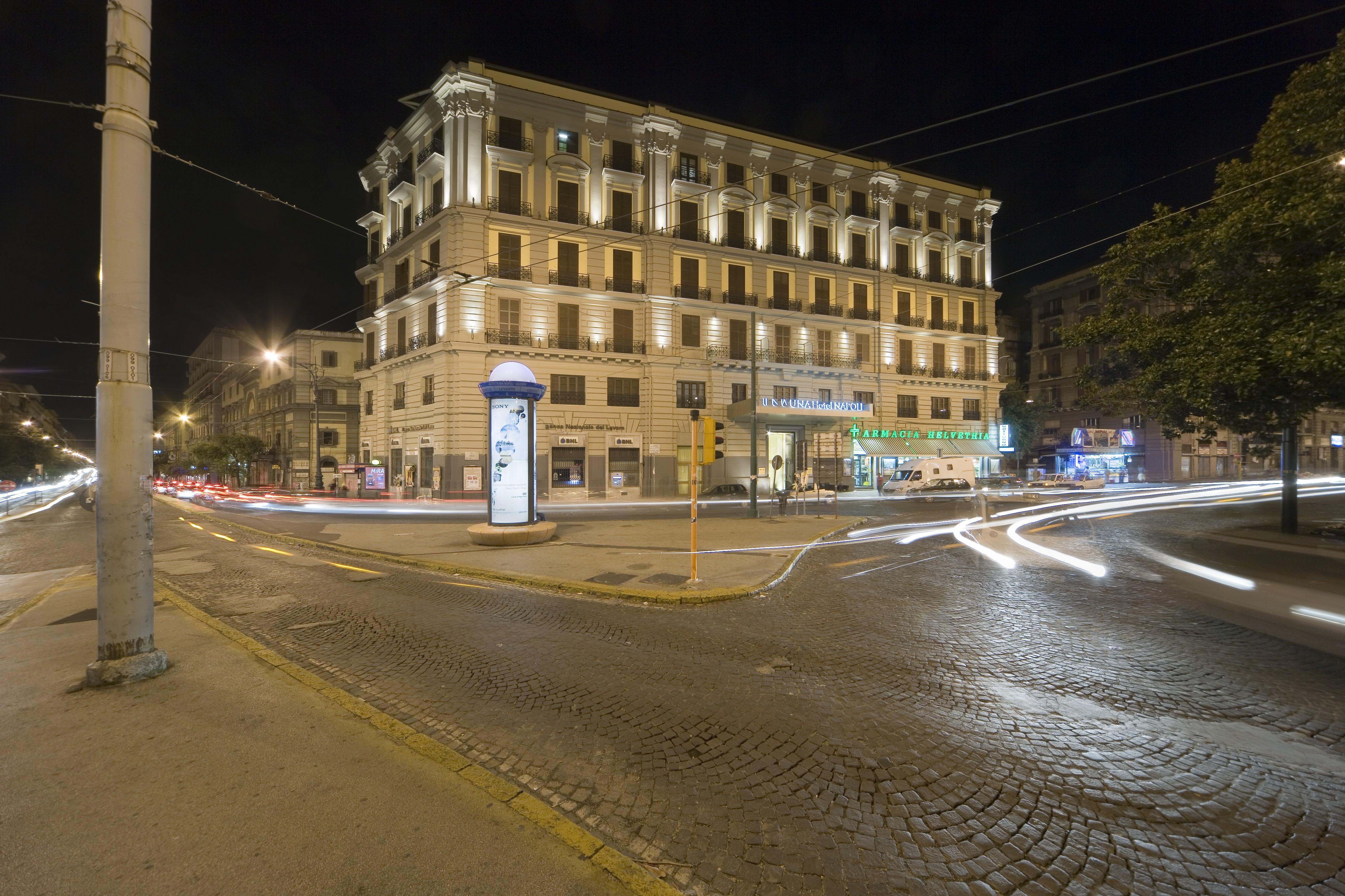 Una Hotels Napoli Esterno foto