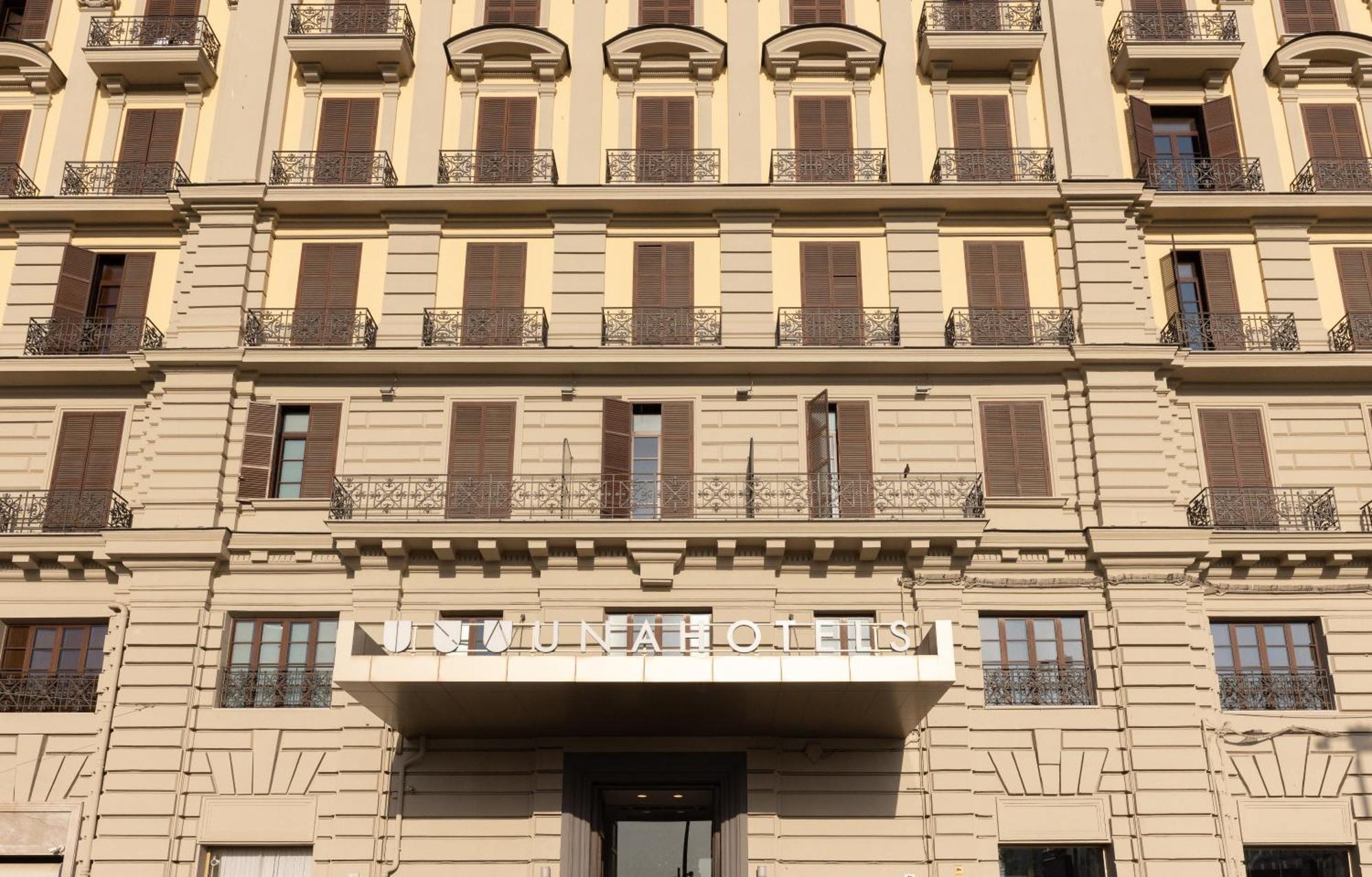 Una Hotels Napoli Esterno foto