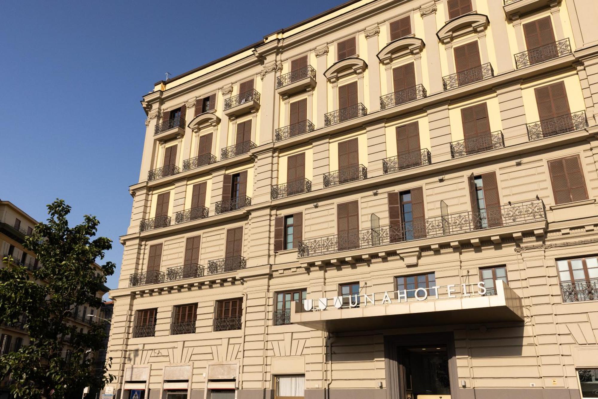 Una Hotels Napoli Esterno foto