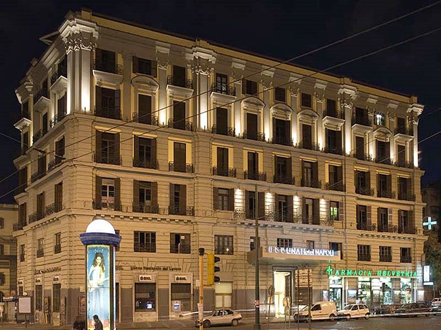 Una Hotels Napoli Esterno foto